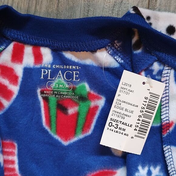 New The Children's Place 0-3 Months Christmas Fleece‎ Footed One Piece Pajama - Picture 5 of 7